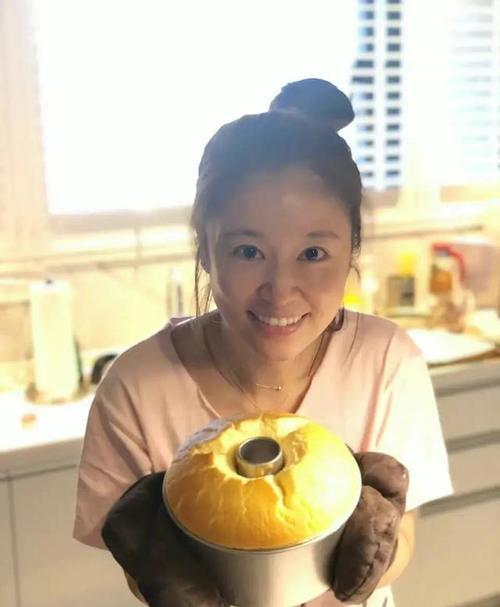 小师傅吃瓜,小师傅的瓜田奇遇记