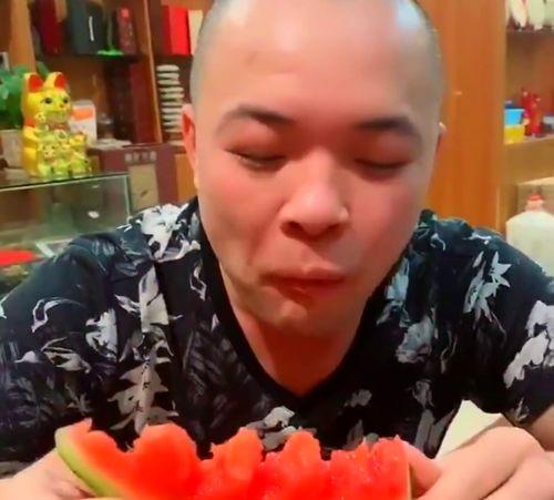 二哥吃瓜,揭秘娱乐圈背后的那些事儿