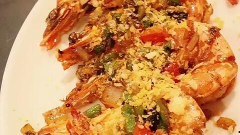 东京阿鸡吃瓜,揭秘日本街头吃瓜文化